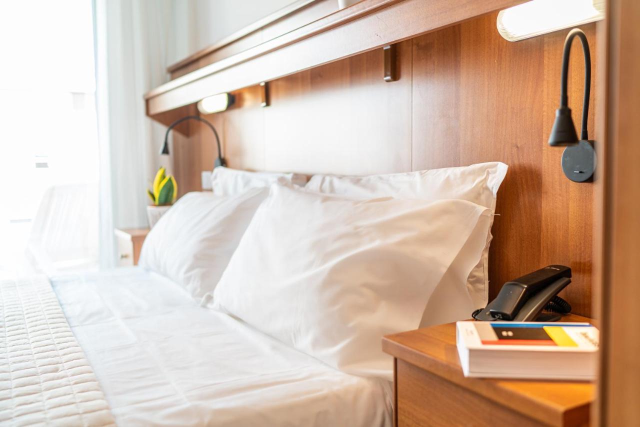Hotel Pigalle Lido di Jesolo Dış mekan fotoğraf