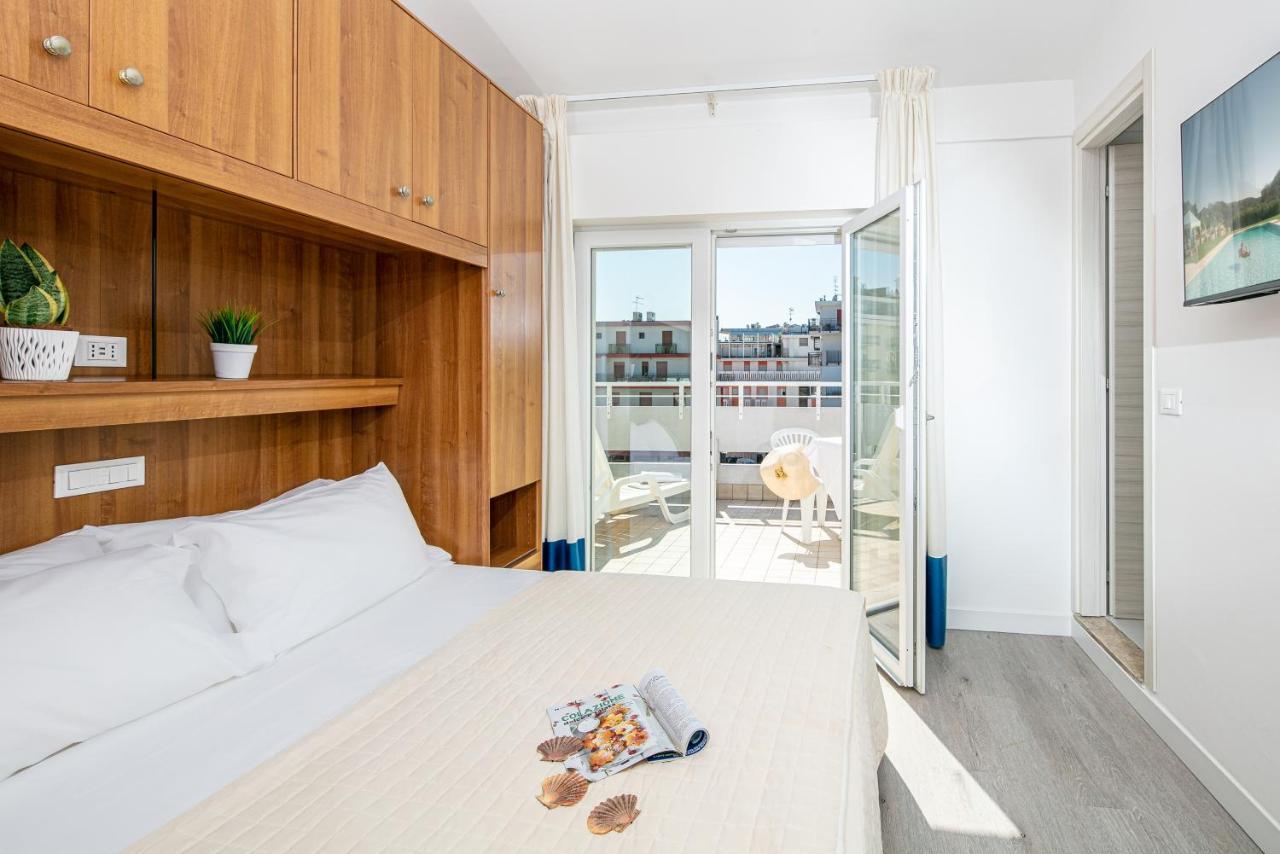 Hotel Pigalle Lido di Jesolo Dış mekan fotoğraf