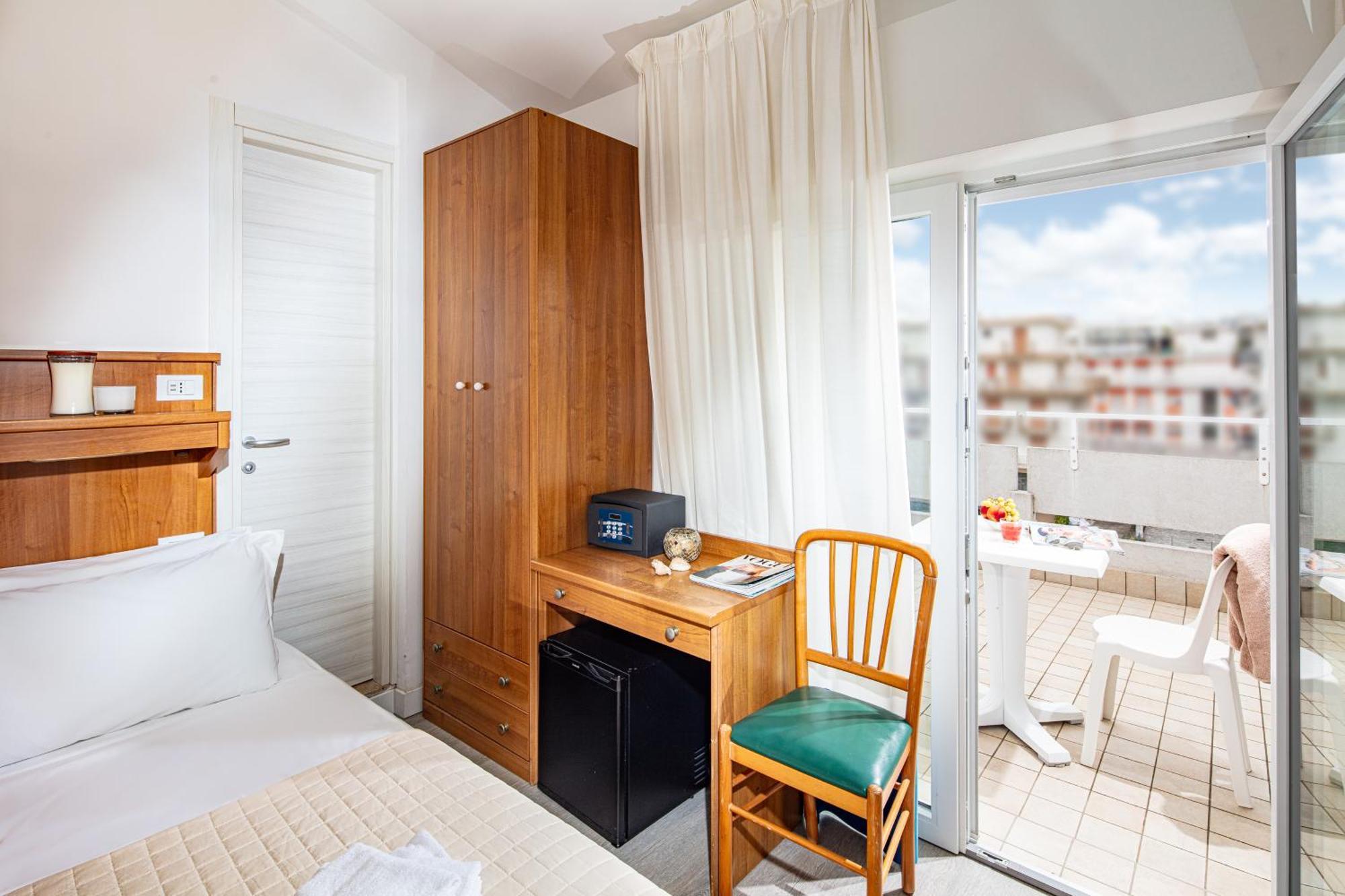 Hotel Pigalle Lido di Jesolo Dış mekan fotoğraf