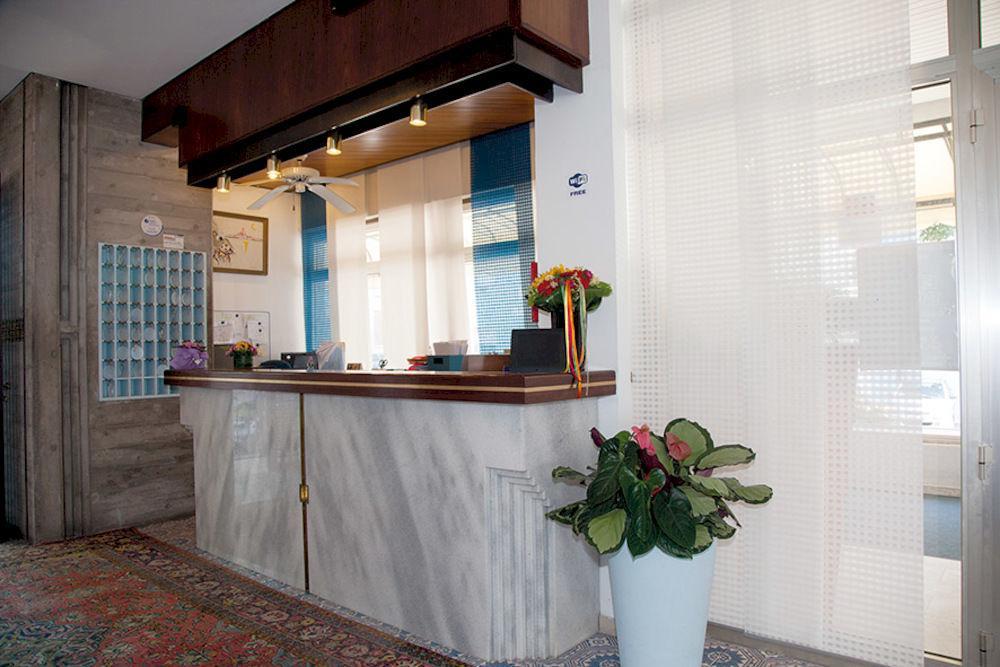 Hotel Pigalle Lido di Jesolo Dış mekan fotoğraf