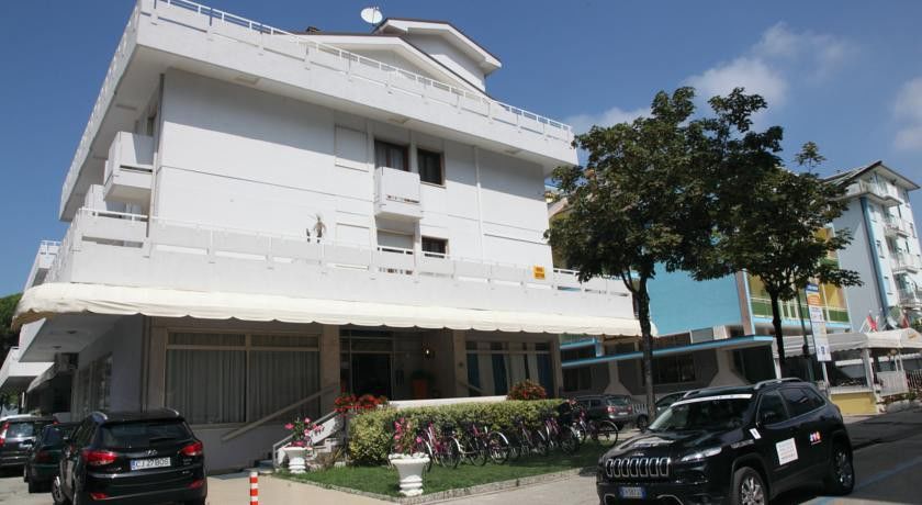 Hotel Pigalle Lido di Jesolo Dış mekan fotoğraf