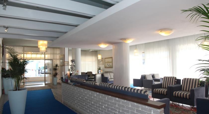 Hotel Pigalle Lido di Jesolo Dış mekan fotoğraf