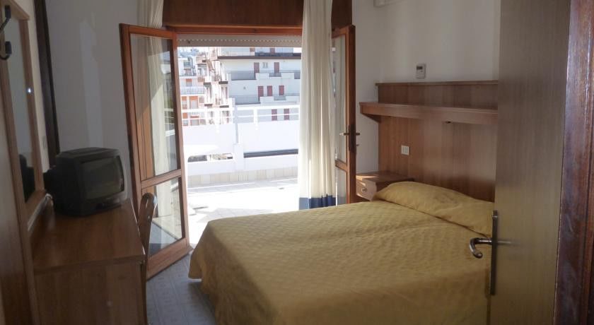 Hotel Pigalle Lido di Jesolo Dış mekan fotoğraf